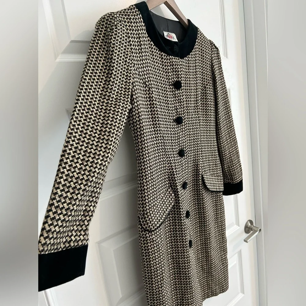 Lanz Originals Tweed Dress Tan Black Gold Metallic Size 6